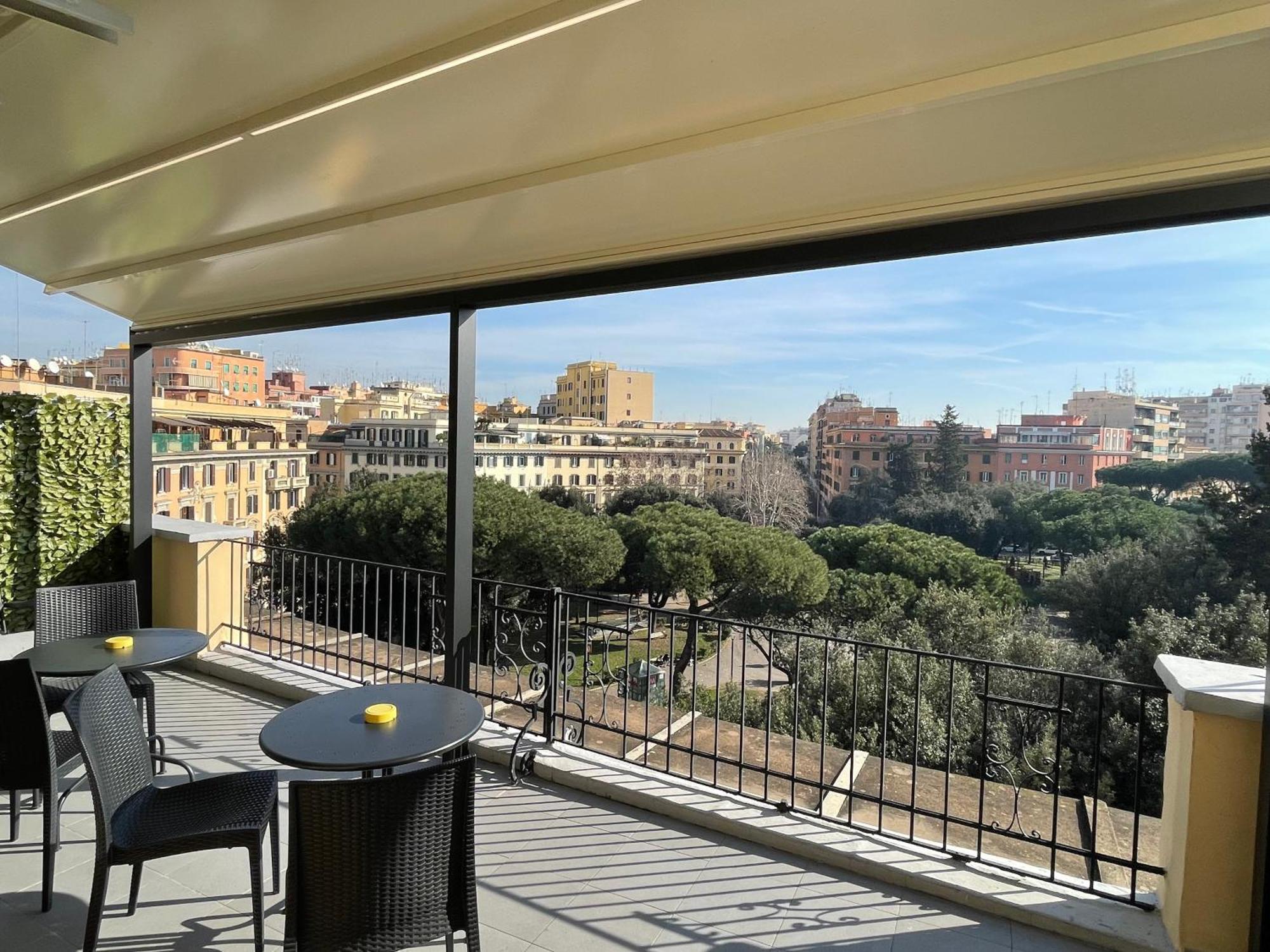 Re Di Rooftop * Rome