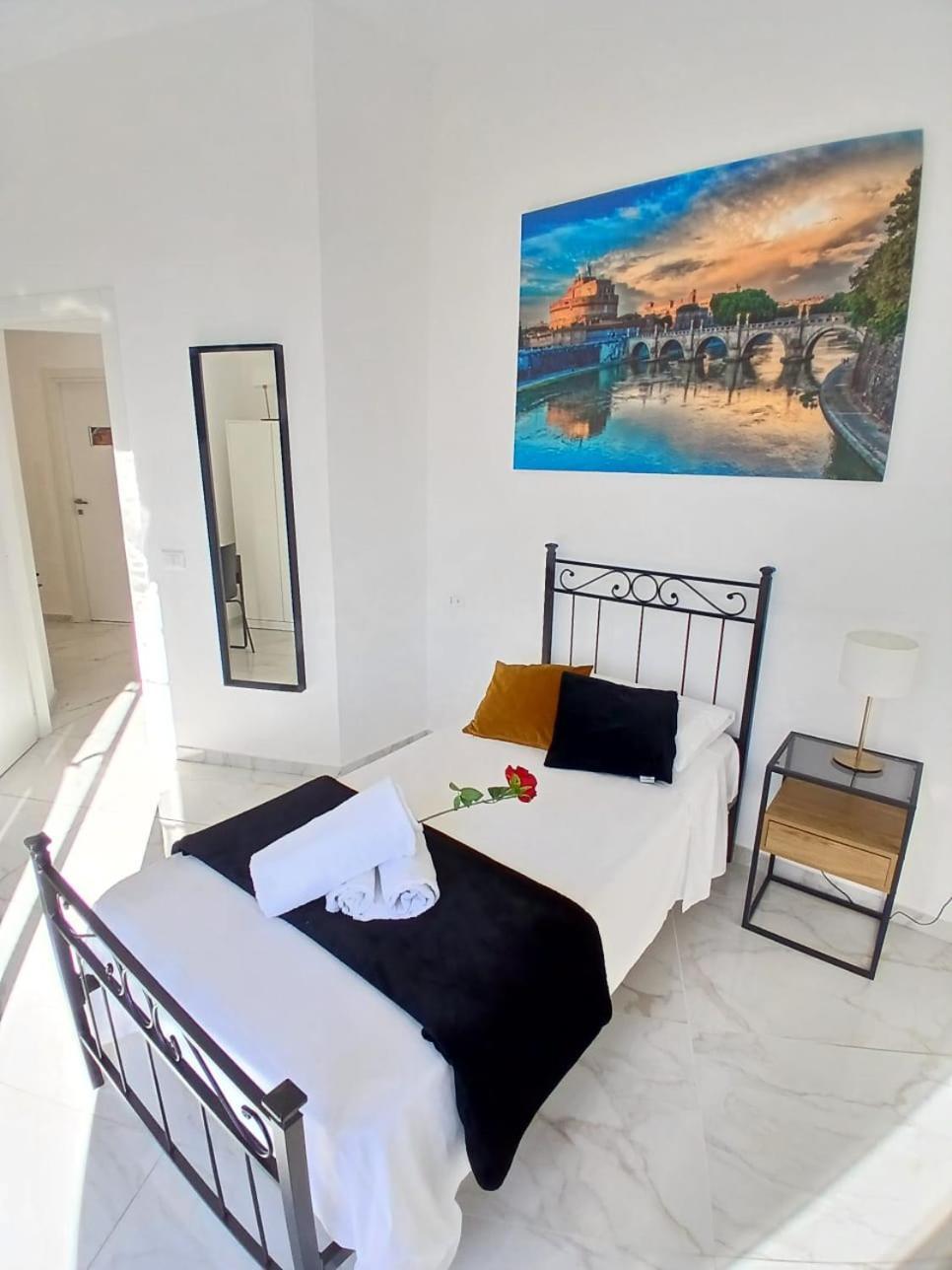 Re Di Rooftop Guest house *